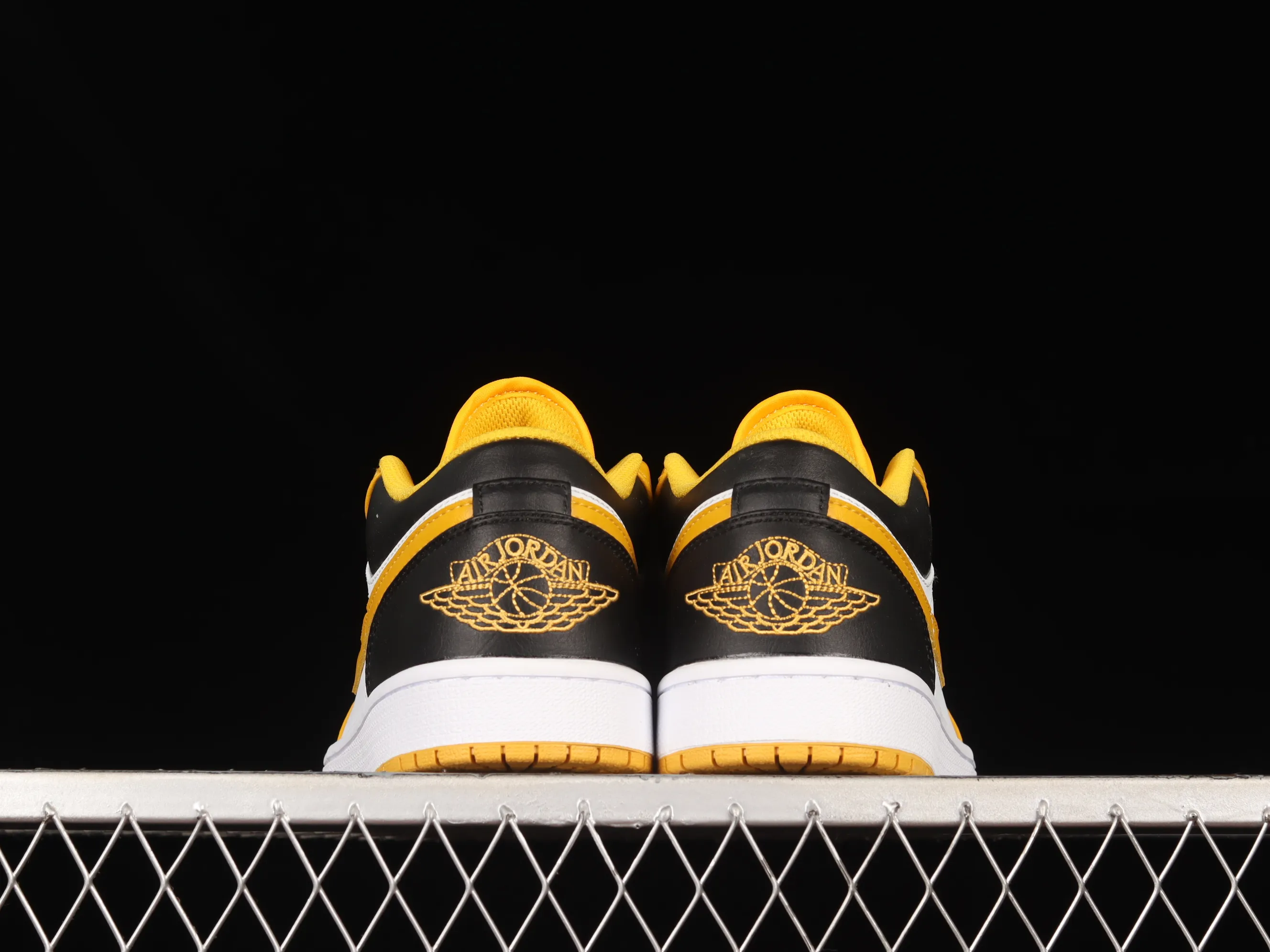 All categories Air Jordan Jordan series basketball shoes Air Jordan 1 Low Z version Air Jordan 1 Low "Taxi" AJ1 Joe 1 Taxi 553558-701